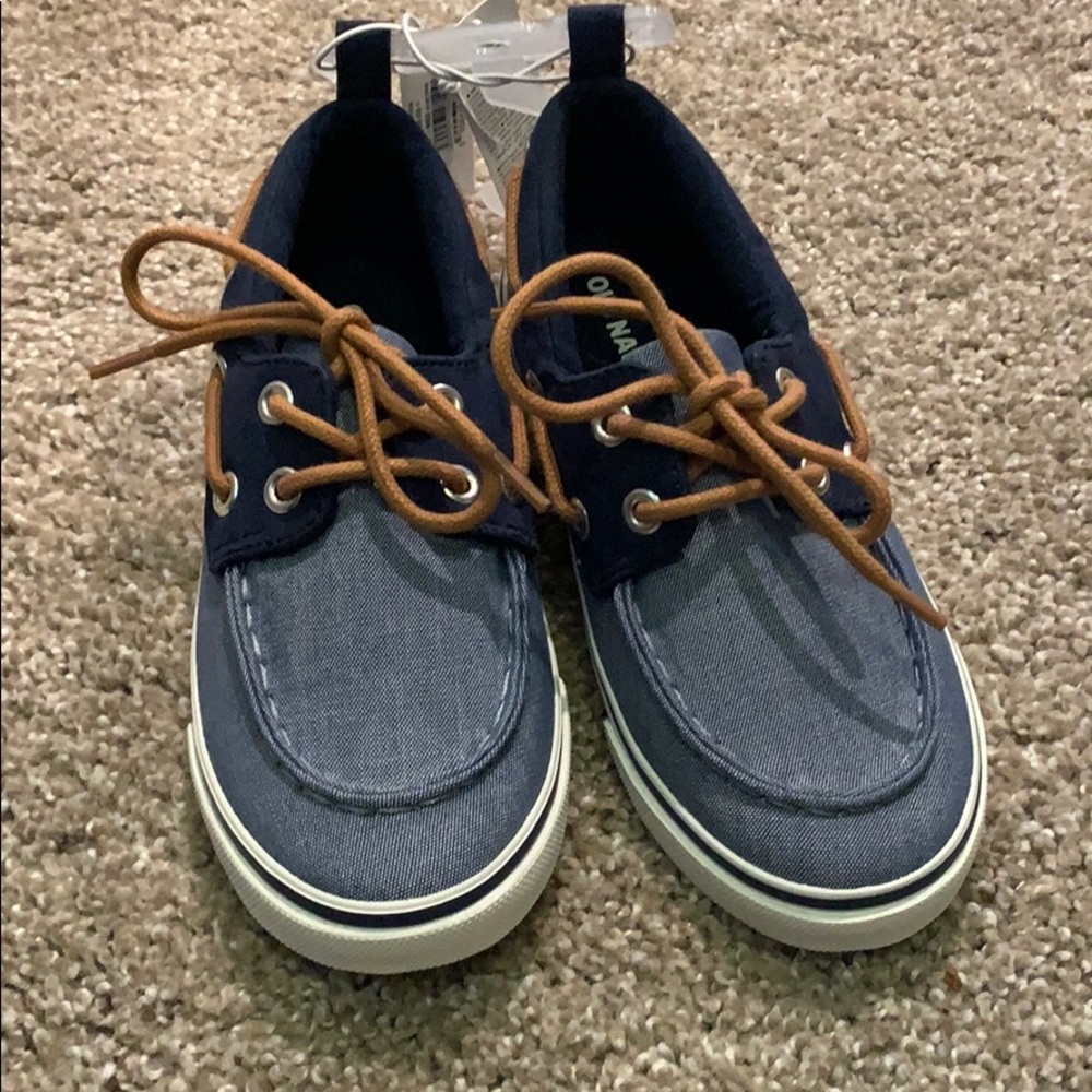 Boys blue boat shoes - NWT